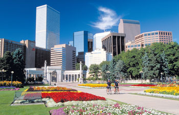 PHOTO COURTESY STAN OBERT FOR DENVER METRO CONVENTION & VISITORS BUREAU